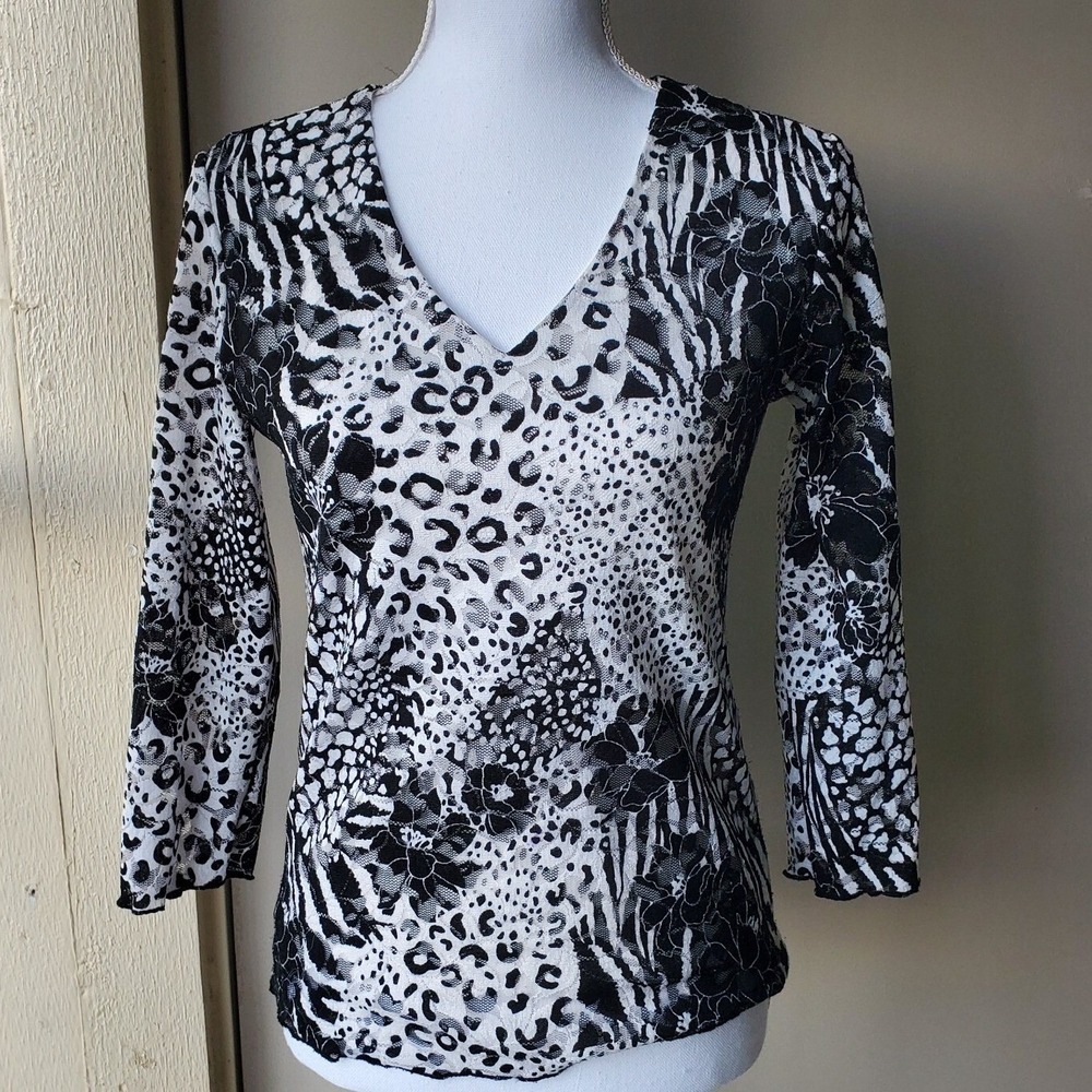 Chicos Design V Neck Top Womens 0 Black White Animal Floral Lace Mesh Blouse
